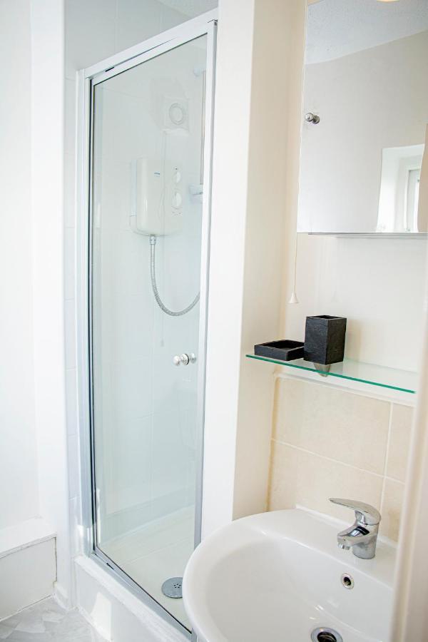 Cosy 3-Bed Home Close To City Centre مانشستر المظهر الخارجي الصورة