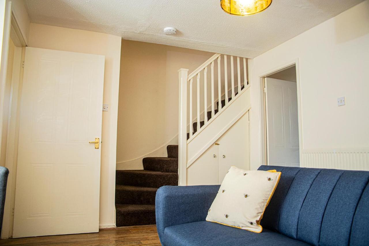 Cosy 3-Bed Home Close To City Centre مانشستر المظهر الخارجي الصورة